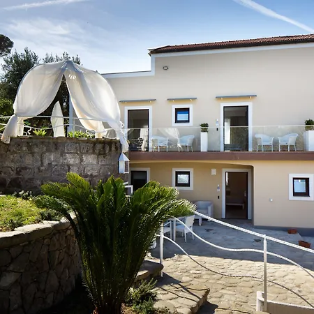 Melrose Relais Pensjonat 4*