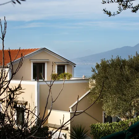 Guest house Melrose Relais 4*